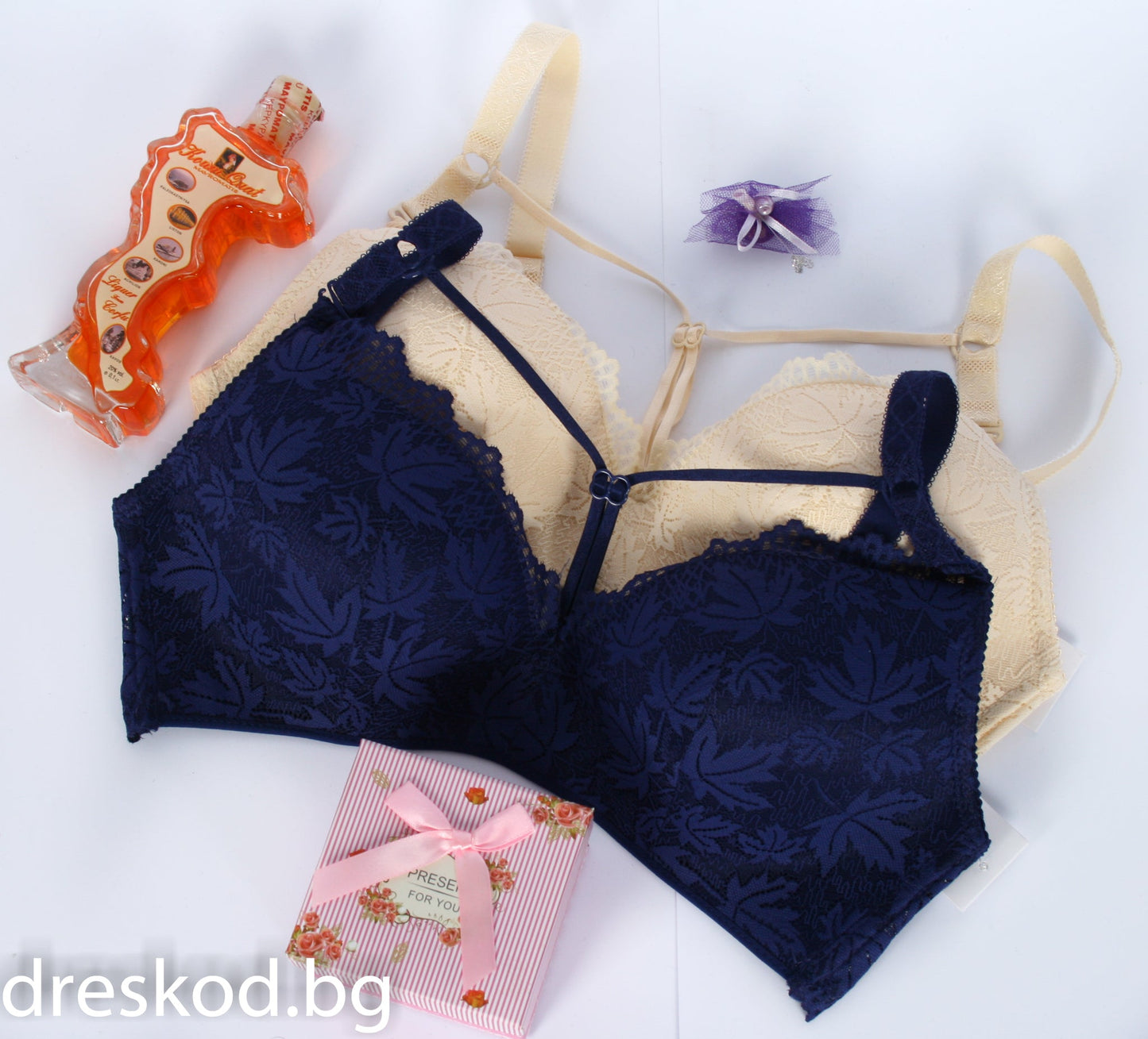 ΣΟΥΤΙΕΝ ΜΕ ΔΑΝΤΕΛΑ /CUP D/